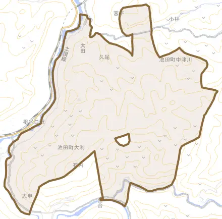 池田町大利とその周辺の地図。町の範囲を重ねている