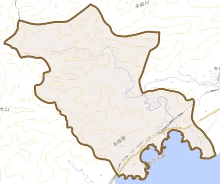 大字内妻とその周辺の地図。町の範囲を重ねている