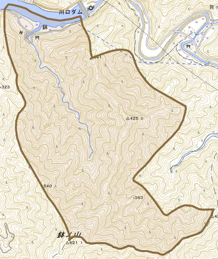 鉢とその周辺の地図。町の範囲を重ねている