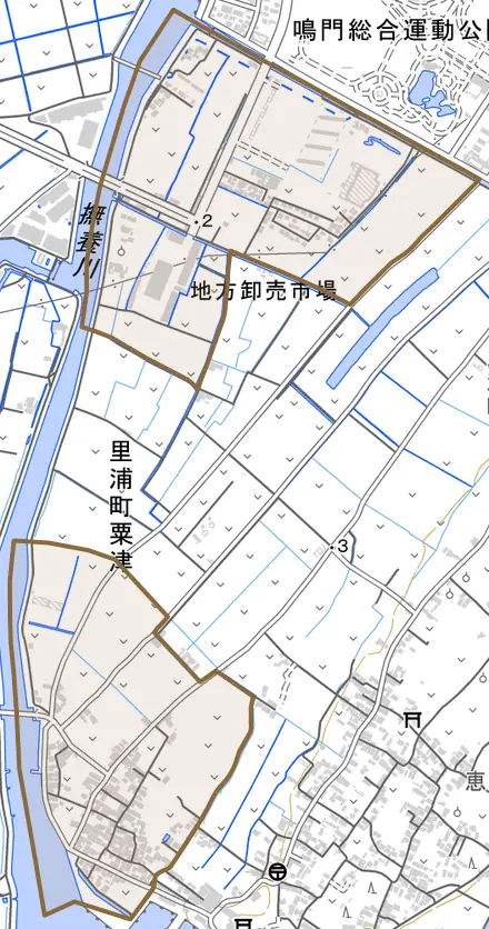 里浦町粟津とその周辺の地図。町の範囲を重ねている