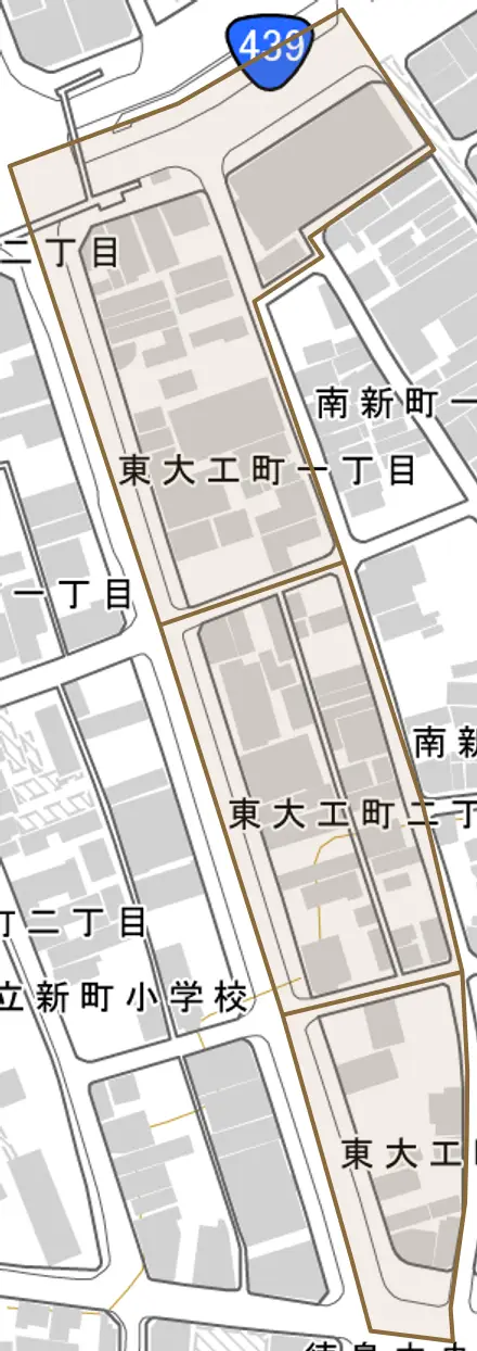 東大工町とその周辺の地図。町の範囲を重ねている