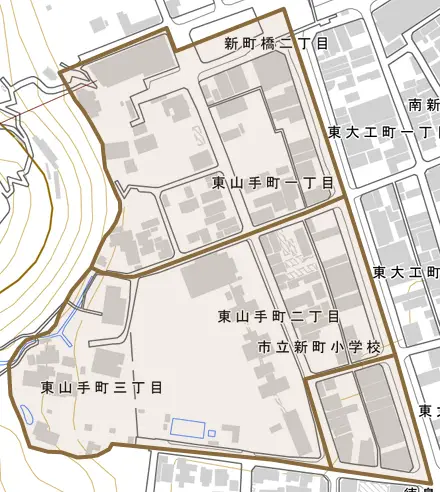東山手町とその周辺の地図。町の範囲を重ねている