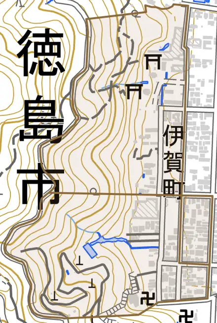 伊賀町とその周辺の地図。町の範囲を重ねている