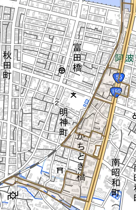 かちどき橋とその周辺の地図。町の範囲を重ねている