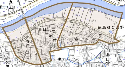 春日とその周辺の地図。町の範囲を重ねている