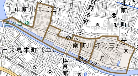 南前川町とその周辺の地図。町の範囲を重ねている