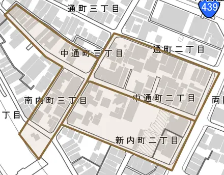 中通町とその周辺の地図。町の範囲を重ねている