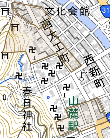 西大工町とその周辺の地図。町の範囲を重ねている