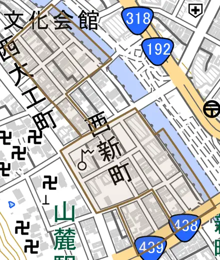 西新町とその周辺の地図。町の範囲を重ねている