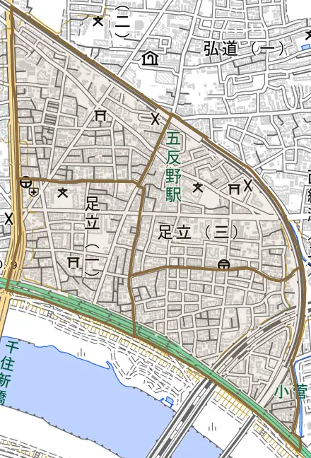 足立とその周辺の地図。町の範囲を重ねている