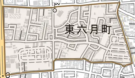 東六月町とその周辺の地図。町の範囲を重ねている