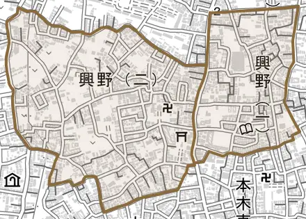 興野とその周辺の地図。町の範囲を重ねている
