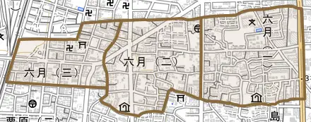 六月とその周辺の地図。町の範囲を重ねている