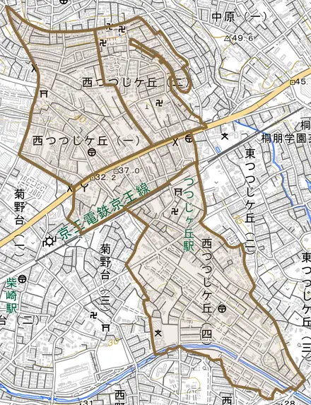 西つつじケ丘とその周辺の地図。町の範囲を重ねている