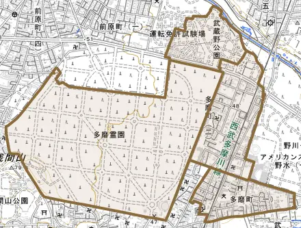 多磨町とその周辺の地図。町の範囲を重ねている