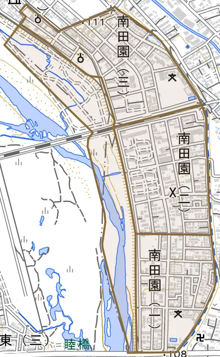 南田園とその周辺の地図。町の範囲を重ねている