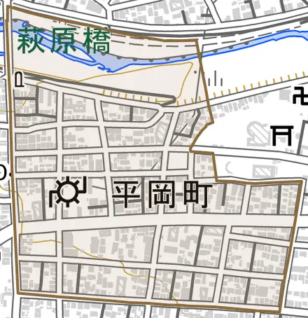 平岡町とその周辺の地図。町の範囲を重ねている