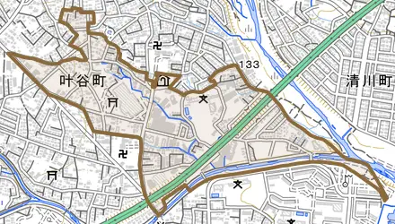 叶谷町とその周辺の地図。町の範囲を重ねている