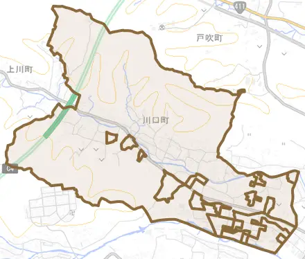 川口町とその周辺の地図。町の範囲を重ねている