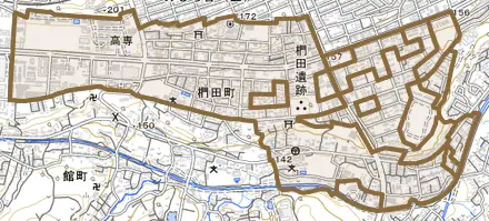 椚田町とその周辺の地図。町の範囲を重ねている