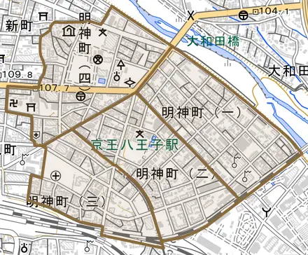 明神町とその周辺の地図。町の範囲を重ねている