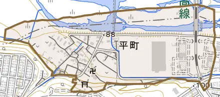 平町とその周辺の地図。町の範囲を重ねている
