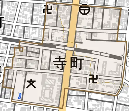 寺町とその周辺の地図。町の範囲を重ねている