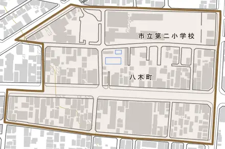 八木町とその周辺の地図。町の範囲を重ねている