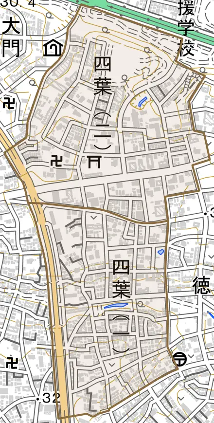 四葉とその周辺の地図。町の範囲を重ねている