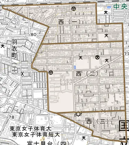 西とその周辺の地図。町の範囲を重ねている