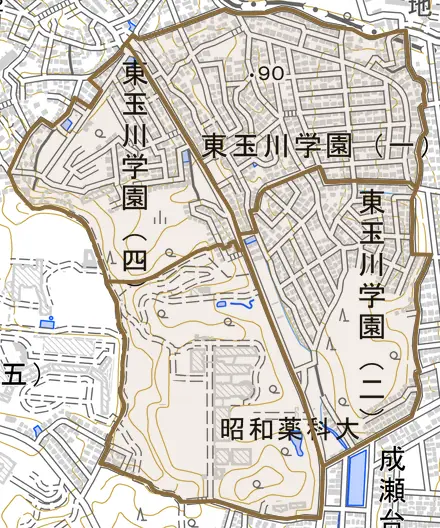 東玉川学園とその周辺の地図。町の範囲を重ねている