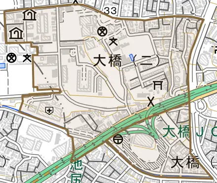 大橋とその周辺の地図。町の範囲を重ねている