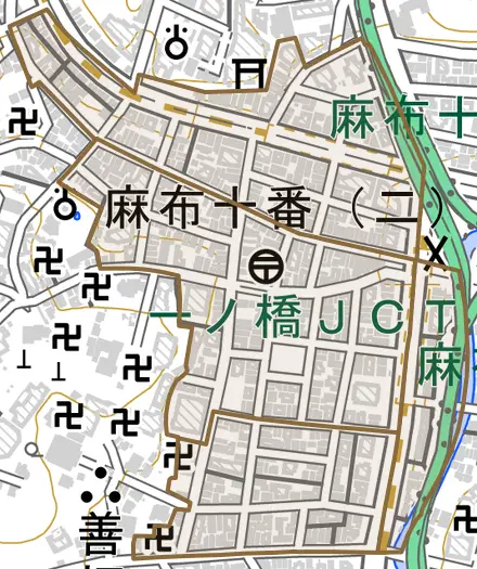 麻布十番とその周辺の地図。町の範囲を重ねている