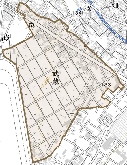大字武蔵とその周辺の地図。町の範囲を重ねている