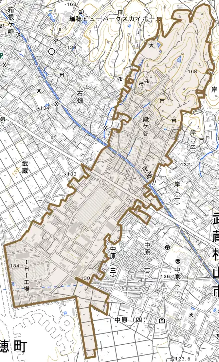 大字殿ケ谷とその周辺の地図。町の範囲を重ねている