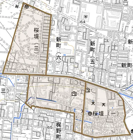 桜堤とその周辺の地図。町の範囲を重ねている