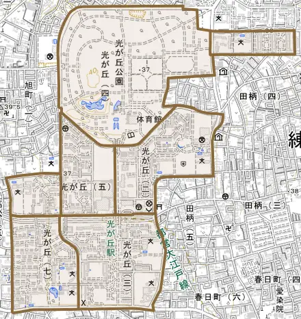 光が丘とその周辺の地図。町の範囲を重ねている