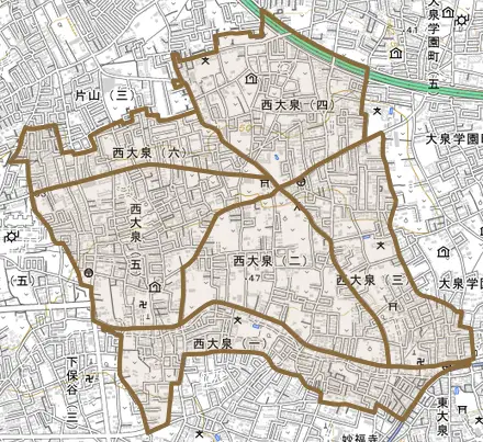 西大泉とその周辺の地図。町の範囲を重ねている