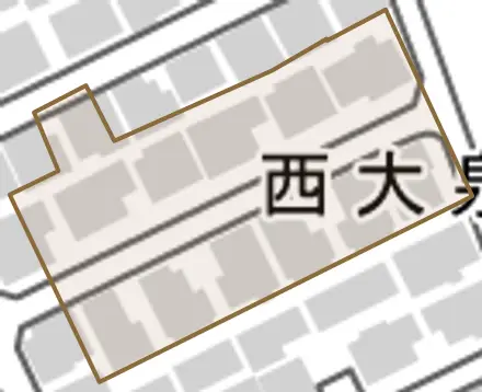西大泉町とその周辺の地図。町の範囲を重ねている