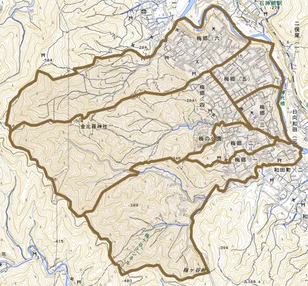 梅郷とその周辺の地図。町の範囲を重ねている