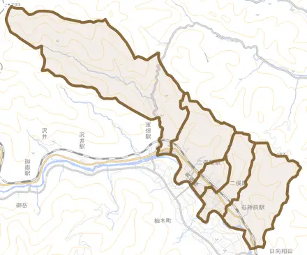 二俣尾とその周辺の地図。町の範囲を重ねている