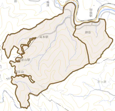御岳とその周辺の地図。町の範囲を重ねている