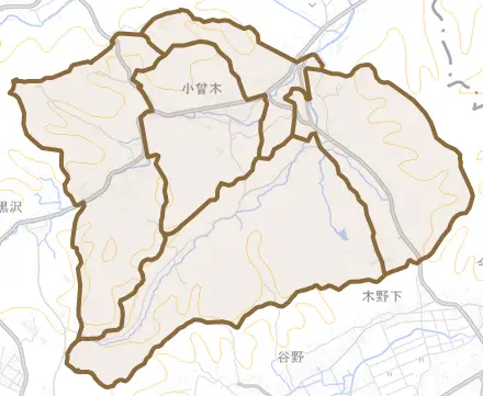 小曾木とその周辺の地図。町の範囲を重ねている