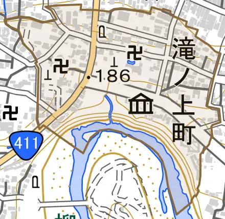 滝ノ上町とその周辺の地図。町の範囲を重ねている