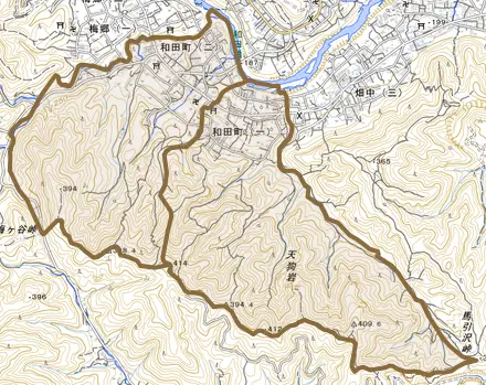 和田町とその周辺の地図。町の範囲を重ねている