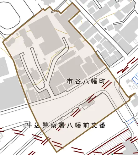 市谷八幡町とその周辺の地図。町の範囲を重ねている