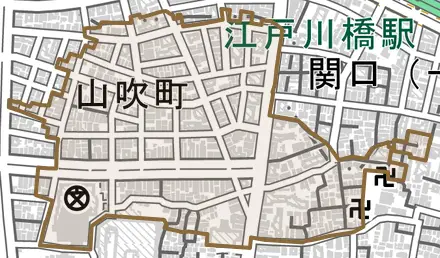 山吹町とその周辺の地図。町の範囲を重ねている