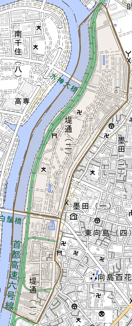 堤通とその周辺の地図。町の範囲を重ねている