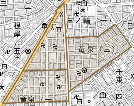 竜泉とその周辺の地図。町の範囲を重ねている