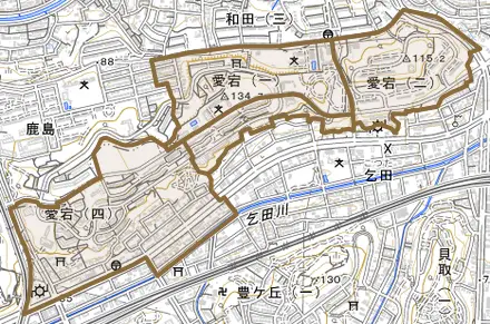 愛宕とその周辺の地図。町の範囲を重ねている